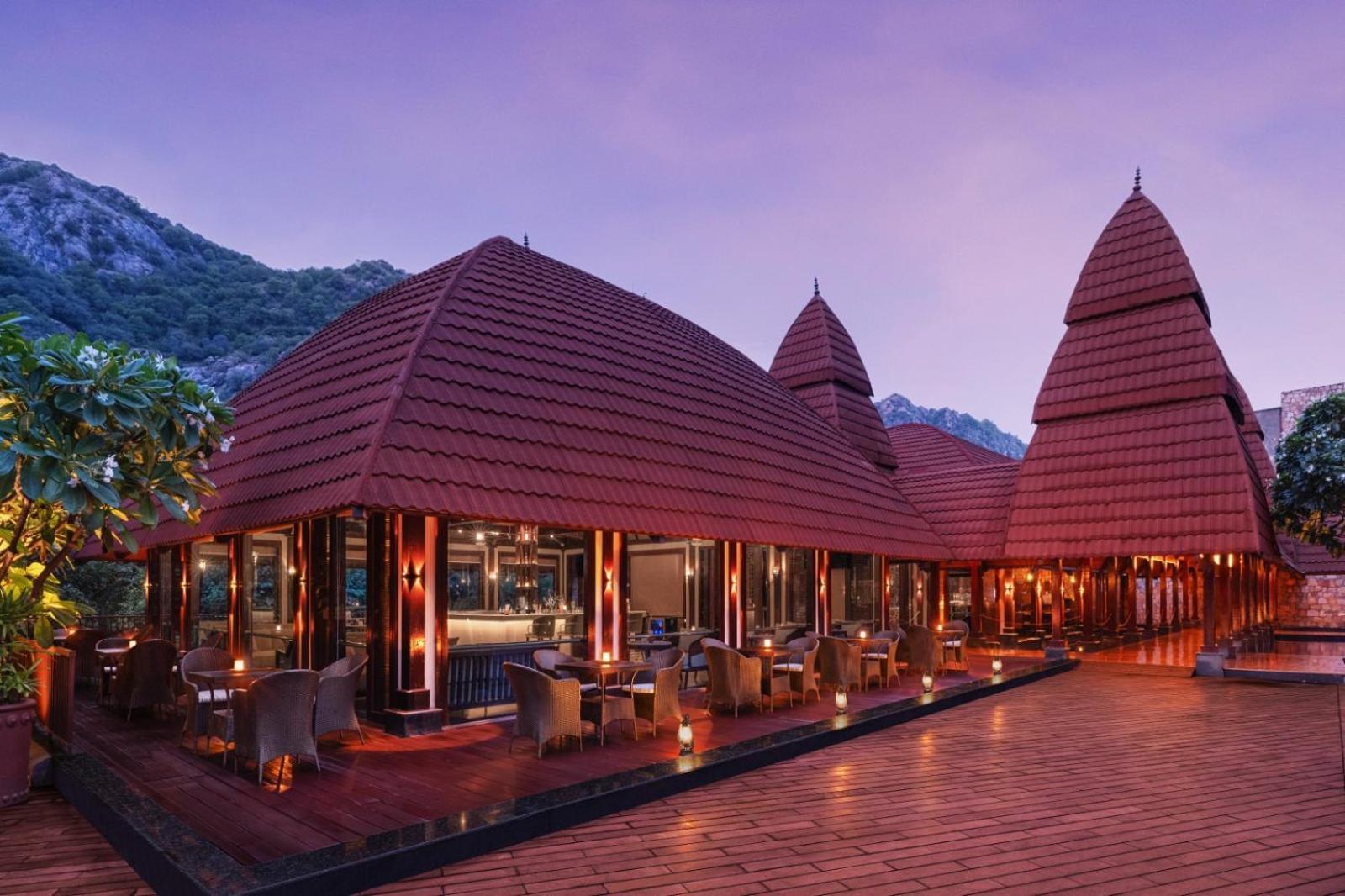 Ananta Spa & Resort, Pushkar Exterior photo